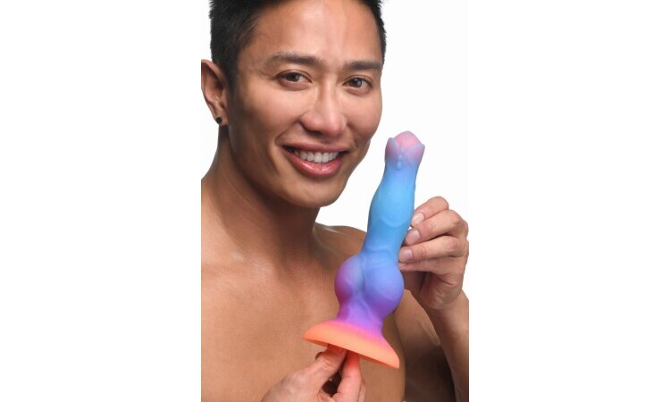 Glow-in-the-dark Silicone Alien Dildo - Image 5