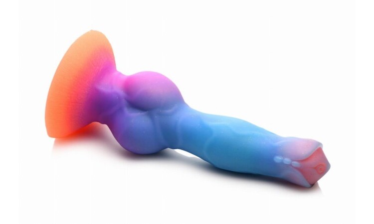 Glow-in-the-dark Silicone Alien Dildo - Image 4