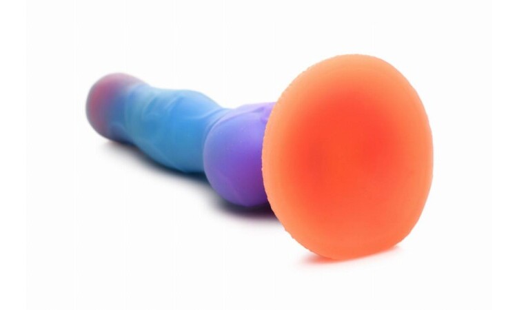 Glow-in-the-dark Silicone Alien Dildo - Image 6