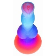 Glow-in-the-dark Silicone Alien Dildo - Image 7
