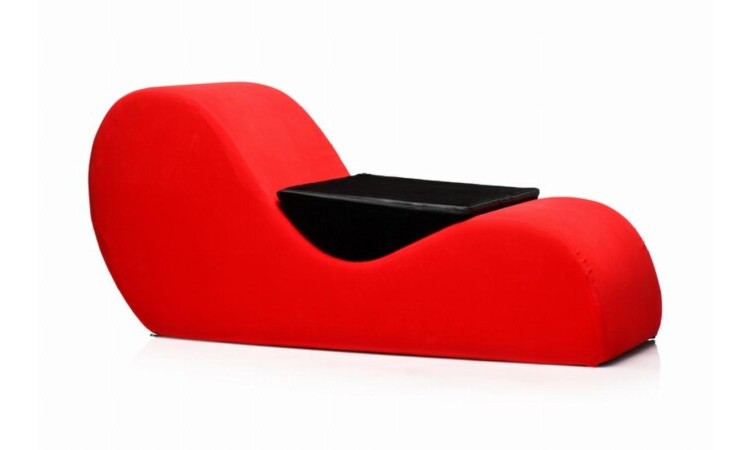 Love Couch - Red - Image 1