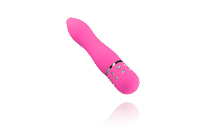 Love Diamond Vibrator Pink - Image 2
