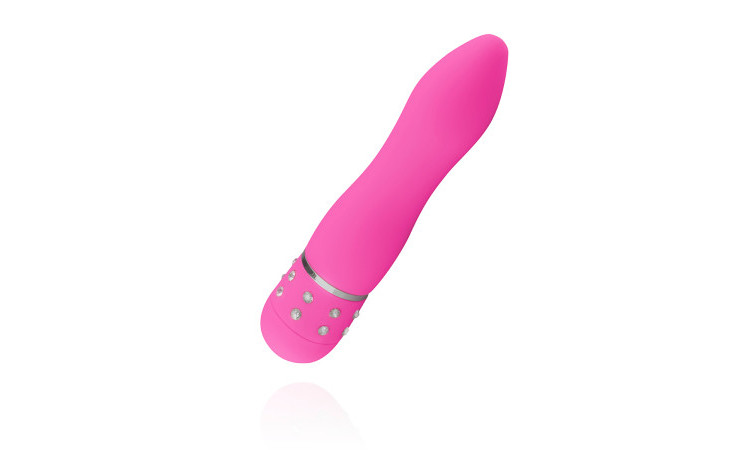 Love Diamond Vibrator Pink - Image 3