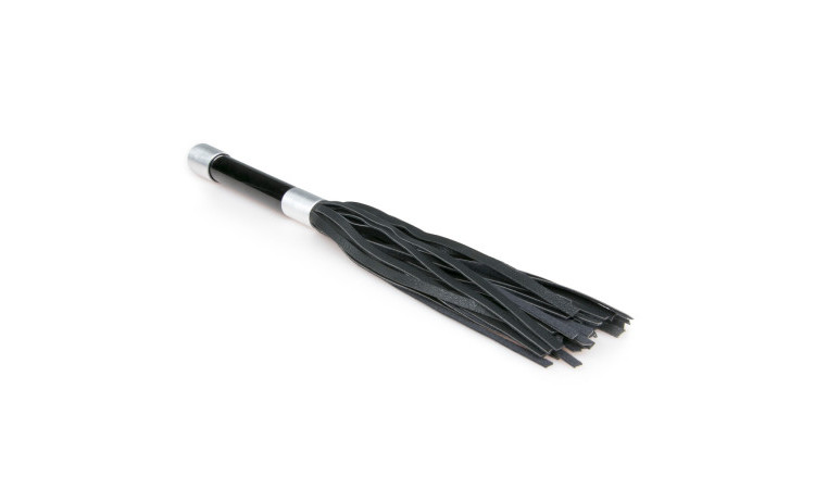Flogger With Metal Grip - Image 3