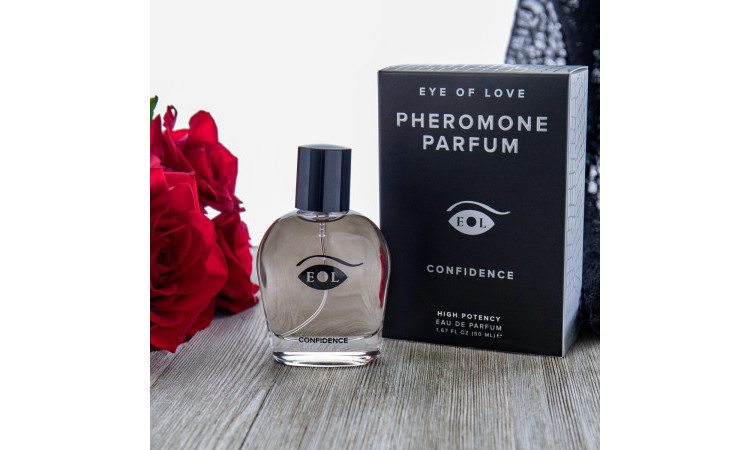 Eye of Love Confidence Pheromones Perfume - Male to Female - Image 3