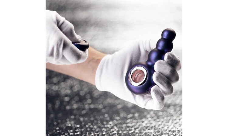 Hueman - Outer Space Vibrating Anal Plug - Image 6