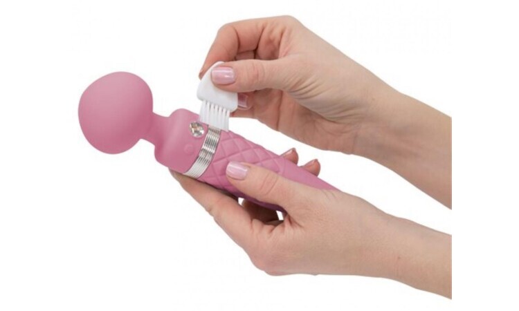 Pillow Talk - Sultry Double Vibrator - Pink - Image 4