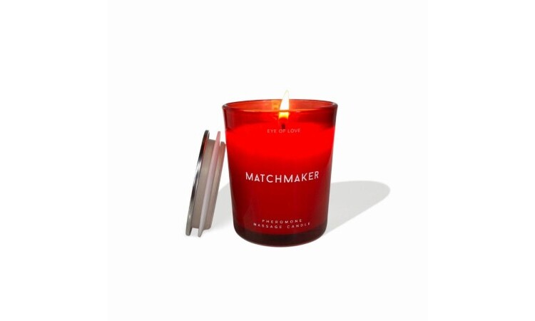 Matchmaker Red Diamond Pheromone Massage Candle - Image 1