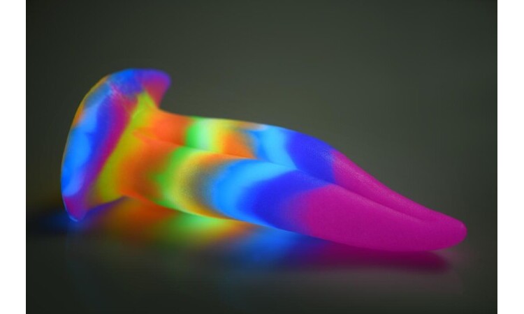 Glow-in-the-dark Unicorn Tongue Dildo - Image 5